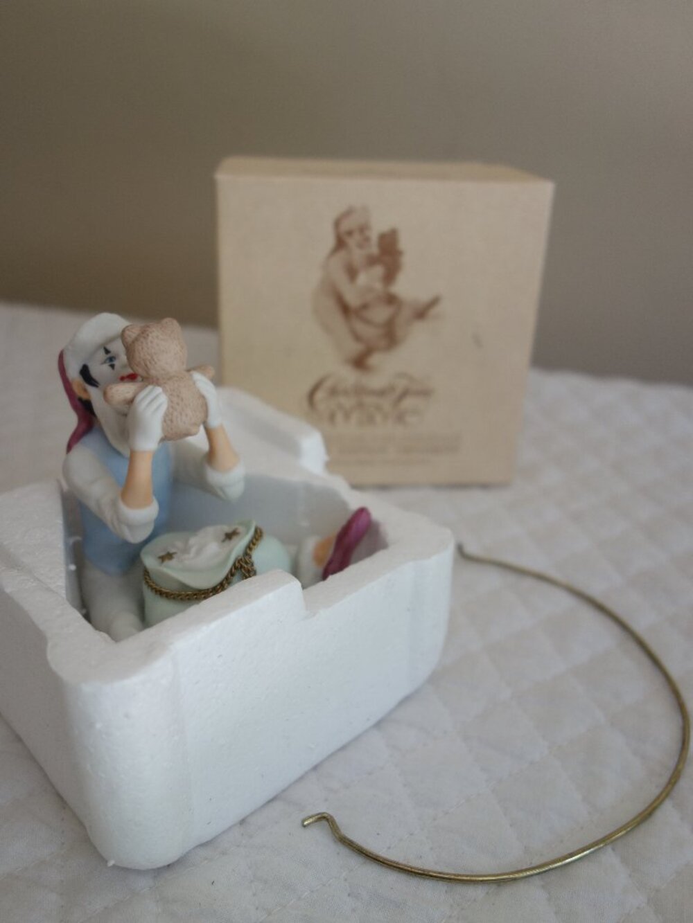 Vtg 1987 HALLMARK Porcelain Christmas Time Mime Ltd Edition Ornament